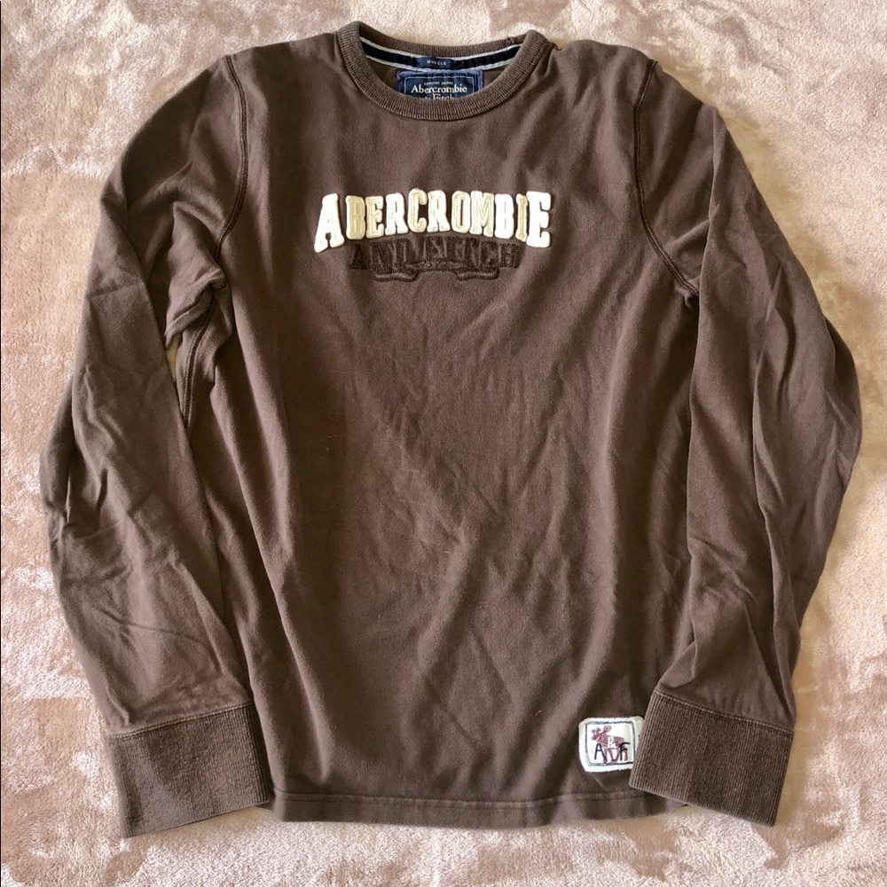 ABERCROMBIE AND FITCH  T-SHIRT